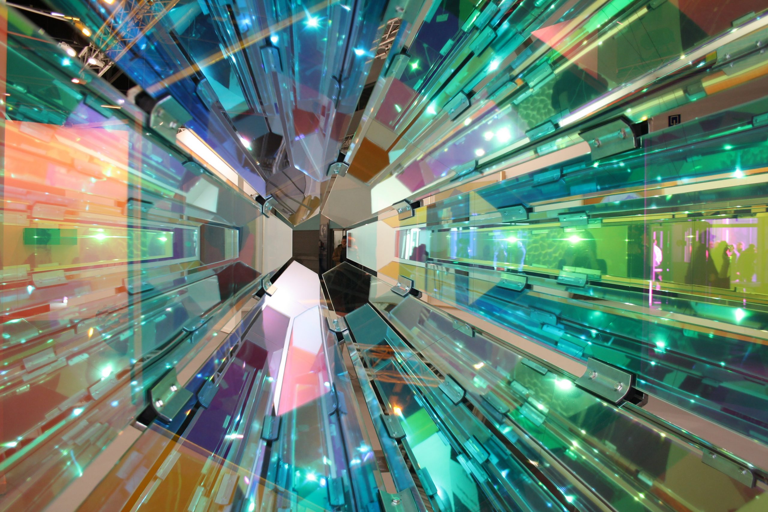 9.1.Eliasson-Colour-spectrum-kaleidoscope-E-072_03_1-scaled.jpg