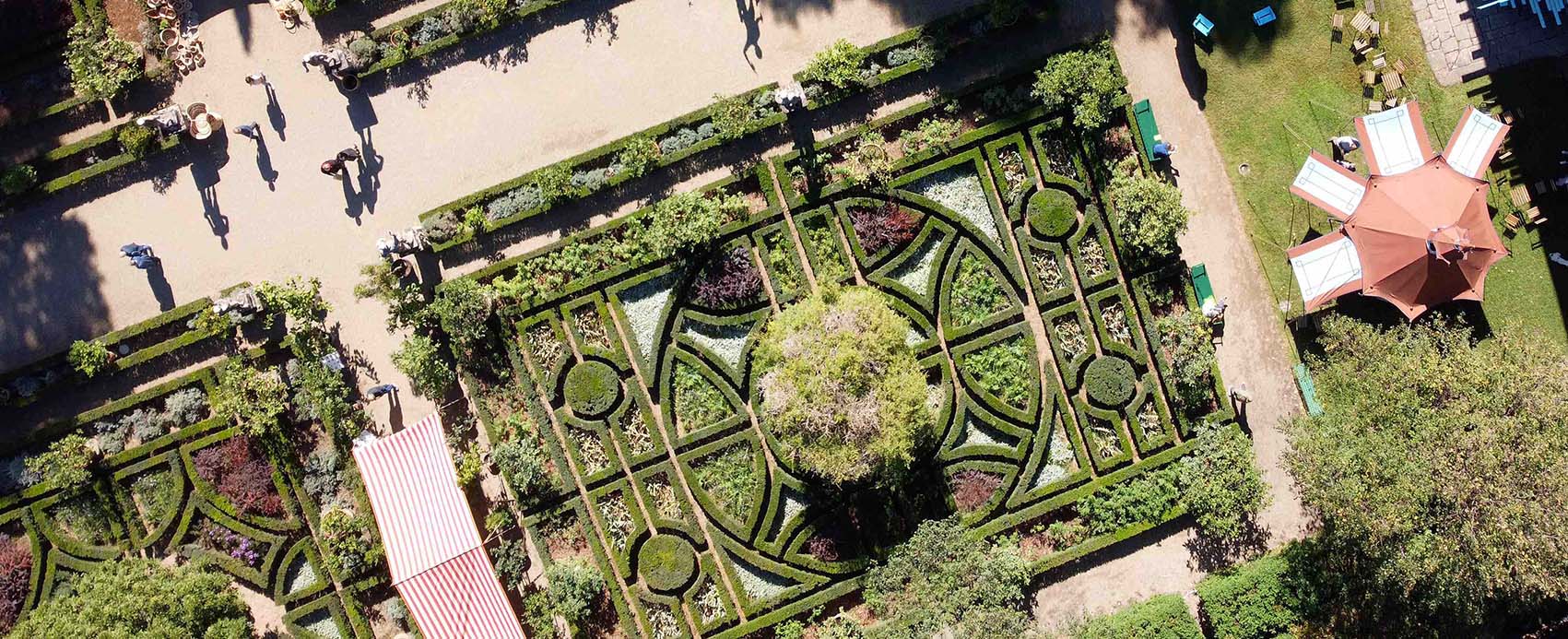 0_il-Giardino-di-Palazzo-Corsini.jpg