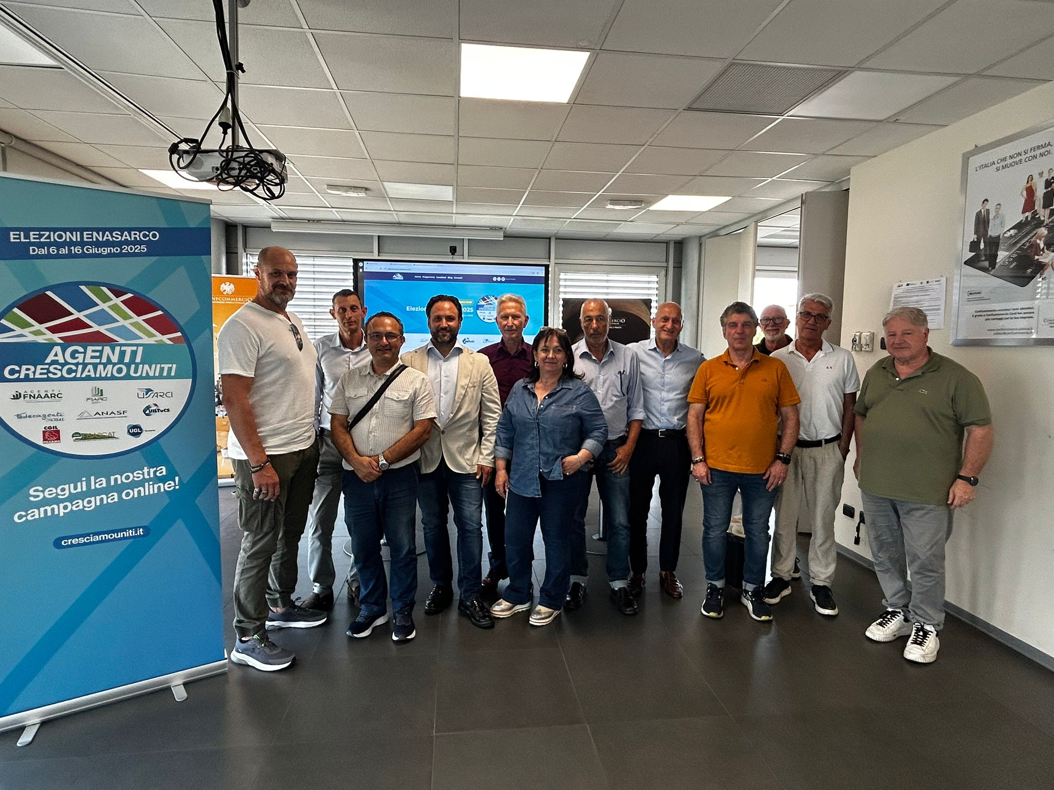 Gruppo-agenti-commercio-1.jpg