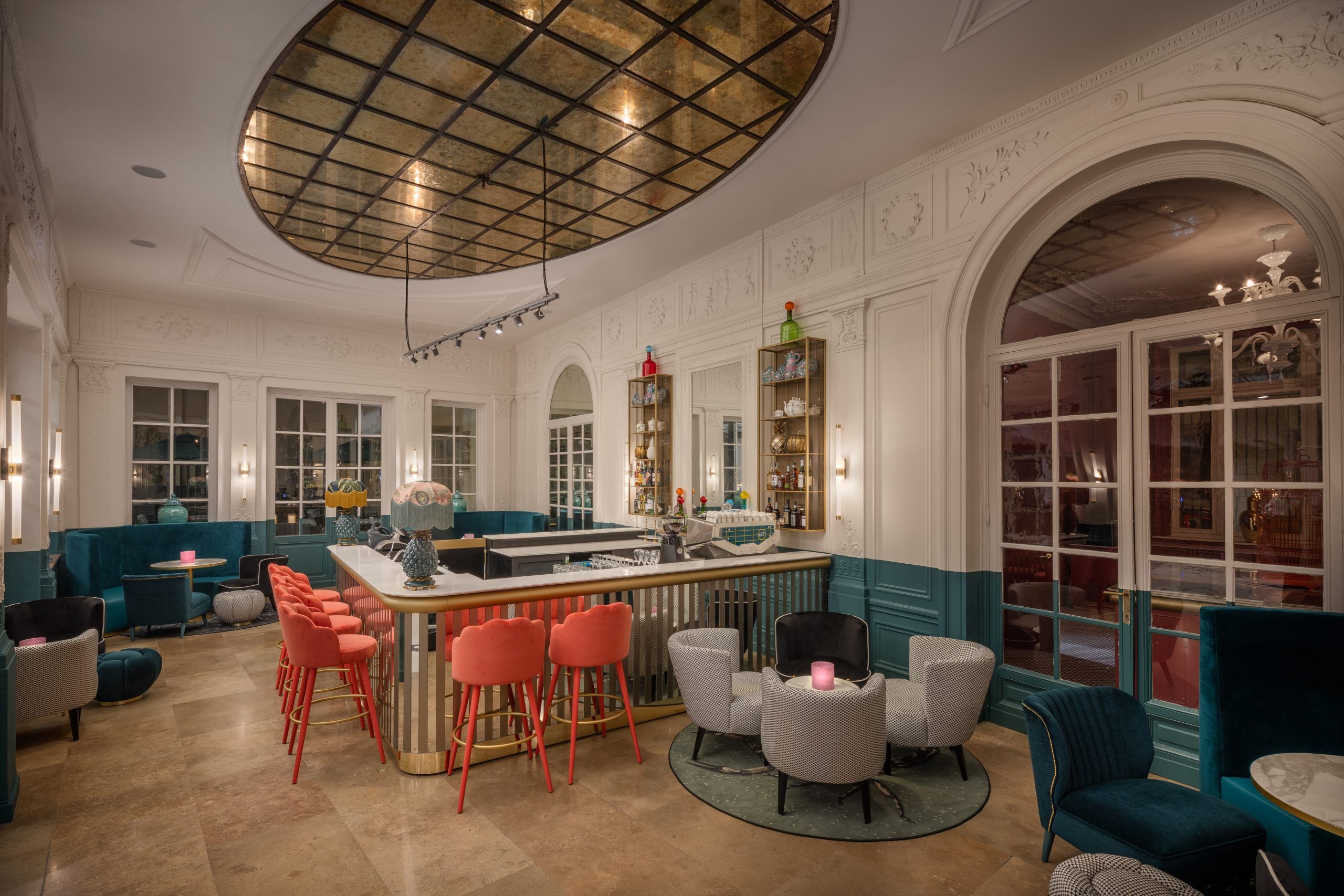Anglo-American-Florence_Whisper-Wine-Bar-2-1-scaled.jpg